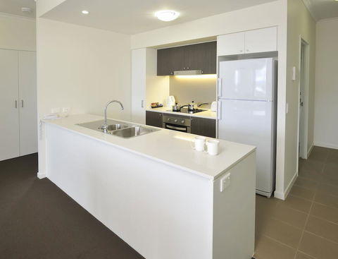 Apartments G60 Gladstone - Hotel Gold Coast 3