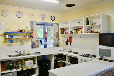 Apollo Bay Backpackers - Hotel Gold Coast 3