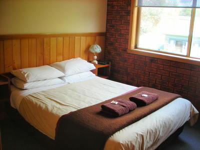 Apollo Bay Backpackers Lodge - Hotel Gold Coast 3