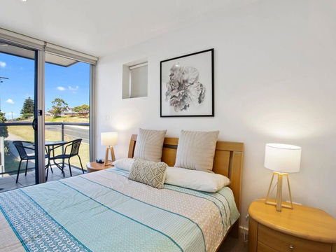 APOLLO BLUE 4 - Modern Waterfront Apartment - Hotel Gold Coast 3