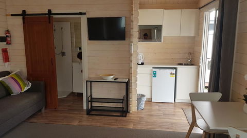 Appin Village - Hotel Gold Coast 3