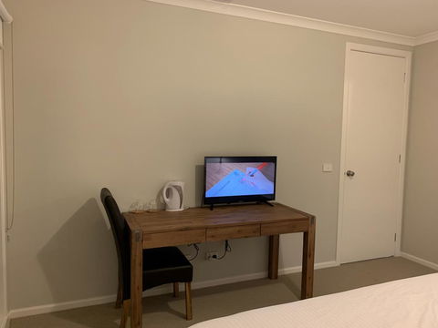 Apple House Truganina - Hotel Gold Coast 2