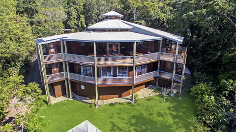 Aquila Retreat Mansion - Hotel Gold Coast 3
