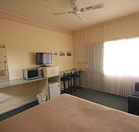 Aromet Motor Inn - Hotel Gold Coast