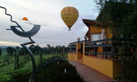 Art At Linden Gate - Hotel Gold Coast 1