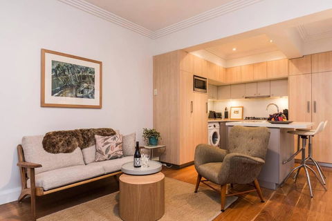 Art Deco 2 Bed Sydney/Darlinghurst Gem - Hotel Gold Coast 2
