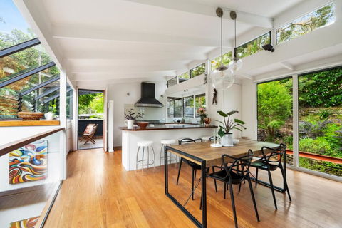 Luxury Escape - 4bd Home And Courtyard In Castlecrag - Hotel Gold Coast 1