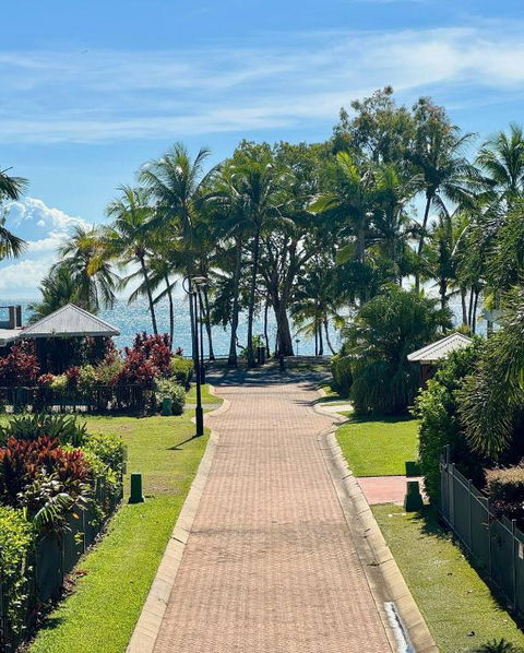 Luxury House On Clifton Beach With Heated Saltwater Swimming Pool - Hotel Gold Coast 0