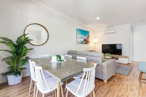 MARJ12- Stylish And Spacious - Hotel Gold Coast 3