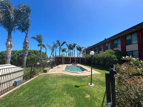 Mirambeena Motel - Hotel Gold Coast 3