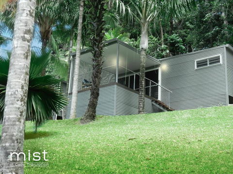Mist At Cape Tribulation - Hotel Gold Coast 3