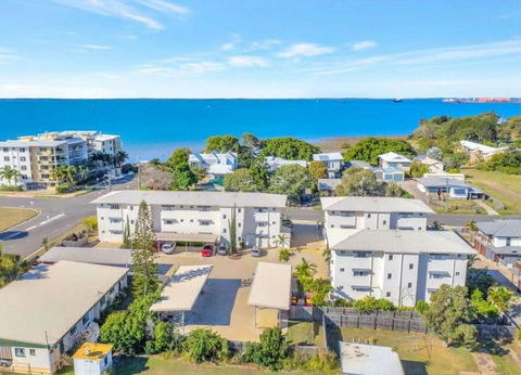 Modern Beach Apartment - Hotel Gold Coast 0