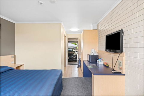 Morayfield Tavern - Hotel Gold Coast 3