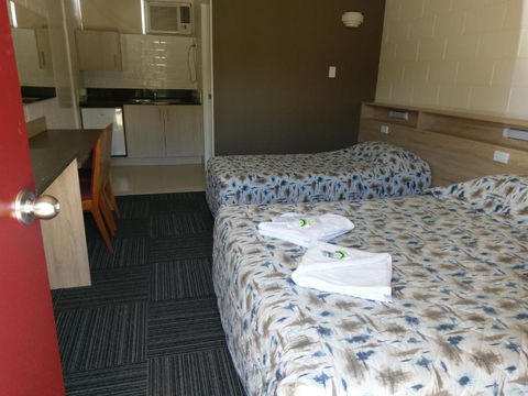Motel Monaco - Hotel Gold Coast 2