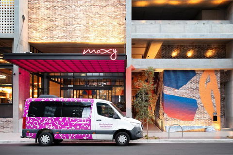 Moxy Sydney Airport - Hotel Gold Coast 1
