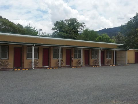 Murrurundi Motel - Hotel Gold Coast 0