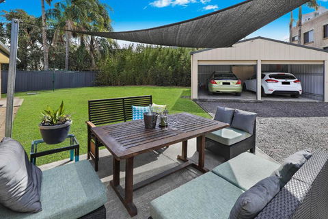 NAROO7- PRIME, CENTRE OF MOOLOOLABA LOCATION - Hotel Gold Coast 3