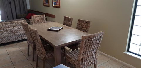 Nautilus Holiday Apartments - Hotel Gold Coast 2