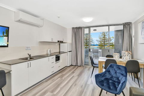 Nesuto Apartment 411 - Hotel Gold Coast 0