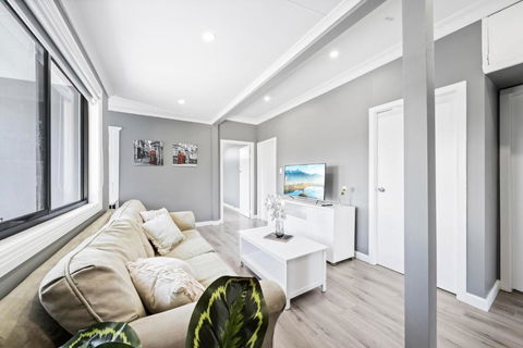 New 2 Bedroom House 500m To Mall With Free Parking - Hotel Gold Coast 1
