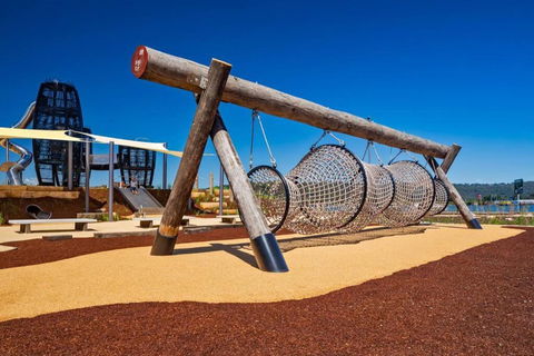 NEW Sailors Cove Pet Friendly - Hotel Gold Coast 3