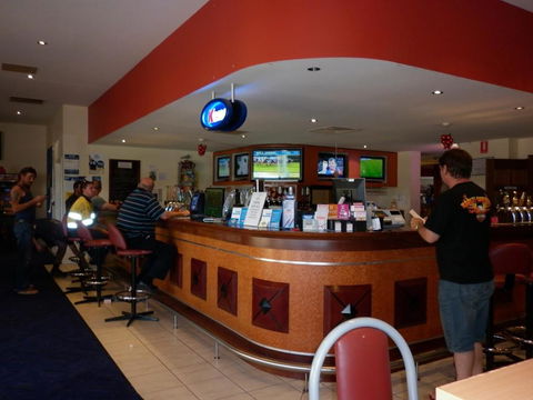 New Whyalla Hotel - Hotel Gold Coast 3