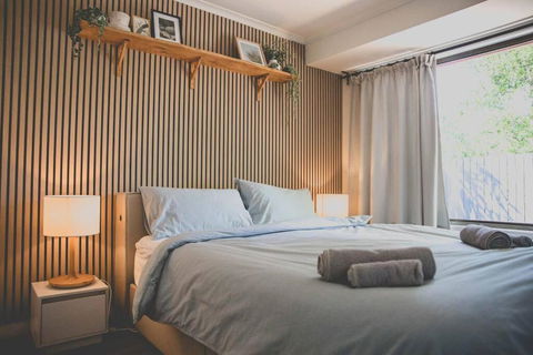 Newly Renovated Home Near Shops, M1, National Forest & Koalas! - Hotel Gold Coast 2