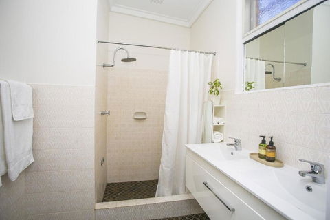 NOR214 - Northstead Coastal Charm - Hotel Gold Coast 3