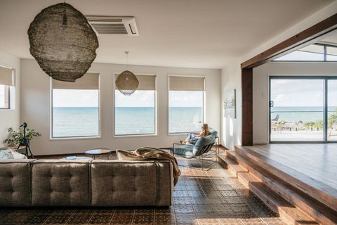 Novo Luxury Apartment Penguin Accommodation Itas - Hotel Gold Coast 3