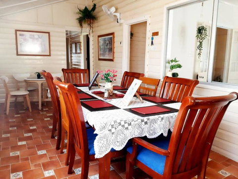 Oakwood House - Entire House Rental - 5 Bedrooms With Netflix And WiFi - Hotel Gold Coast 2
