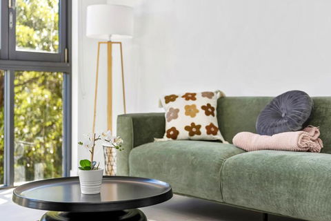 Oasis Near CBD, Close To UNSW & Famous Restaurants - Hotel Gold Coast 3