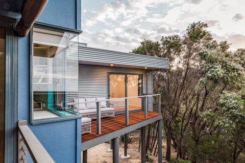 Ocean Blue - Gnarabup NEW - Hotel Gold Coast 0