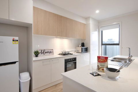 No Stairs Dbl Garage Aircon Woodville North - Hotel Gold Coast 2