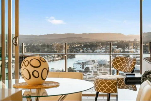 NOTINUSEWyndham WaveWhisper Retreat - Hotel Gold Coast 0