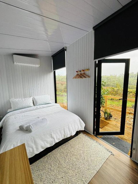 Orange 2 By Tiny Away - Hotel Gold Coast 3