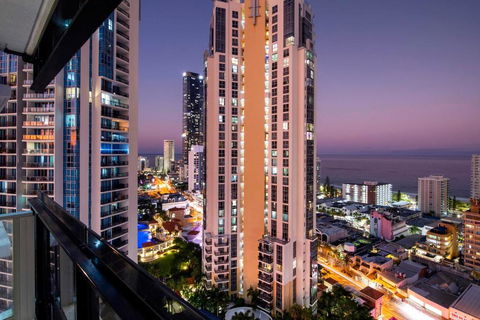 OCEAN VIEW APARTMENTS - Circle On Cavill - Self Contained & Privately Managed - Hotel Gold Coast 1