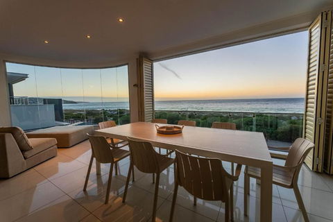 Ocean View Villa With Pool Spa & Cinema - Hotel Gold Coast 1