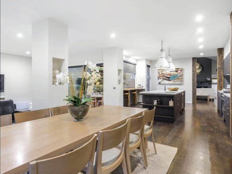 Ohana Luxury Retreat-beach Access Heated Pool - Hotel Gold Coast 3