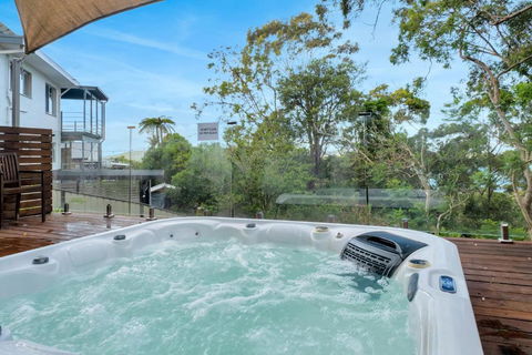 On Top Of The World - Hotel Gold Coast 1