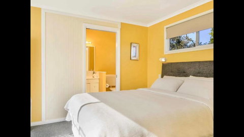 Orange Blossom- Comboyne Mountain Cottages - Hotel Gold Coast 3