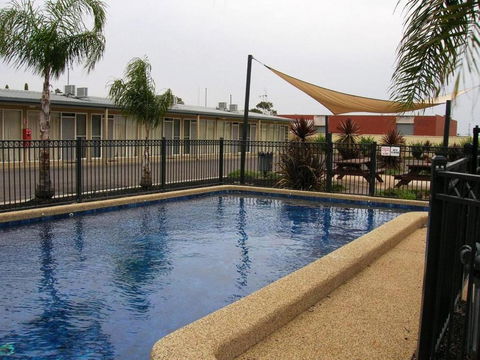Overlander Hotel Motel - Hotel Gold Coast 3