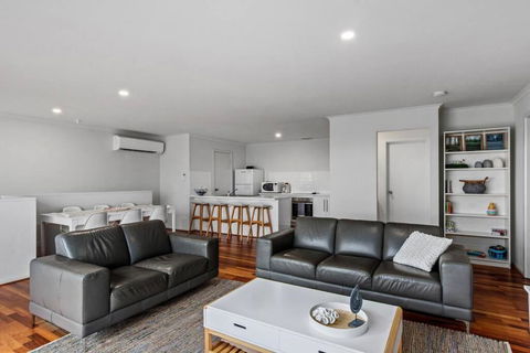 One Merino Panoramic Beach House Modern Sleeps 10 - Hotel Gold Coast 2