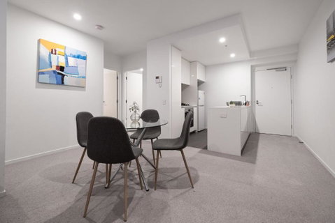 Panoramic Views 2br With Pool And Free Carpark - Hotel Gold Coast 3