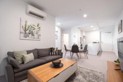 Panoramic Views 2br With Pool And Free Carpark - Hotel Gold Coast 1