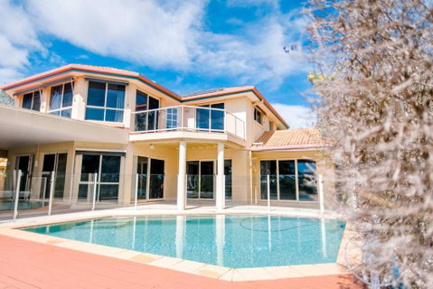 Peaceful Waterfront Home - Hotel Gold Coast 0