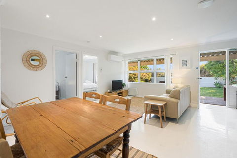 Peaceful Seaside Cottage - Hotel Gold Coast 2