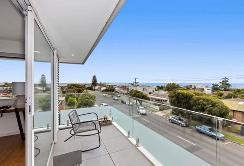 Penthouse Spectacular Ocean Views From Every Room - Hotel Gold Coast 1