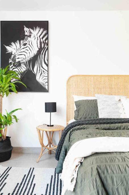 PERFECT STAY 2MIN By WALK TO THE BEACH FREE PARKING - Hotel Gold Coast 2