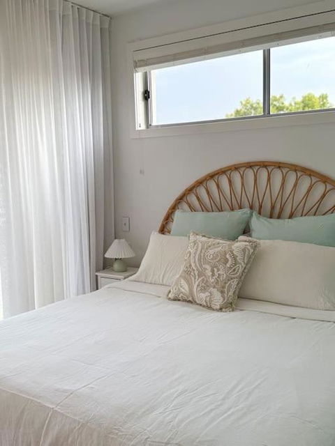 Perfect Summer Lake House - Hotel Gold Coast 2