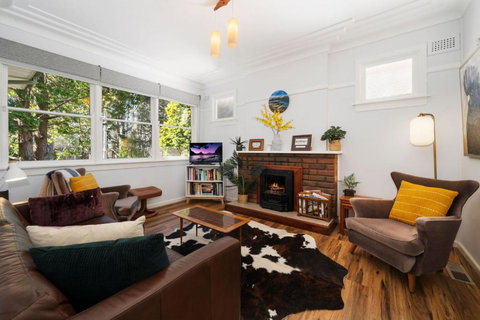 Pine Lodge - Hotel Gold Coast 1